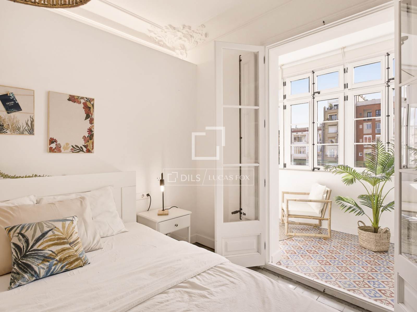Apartment in Barcelona, Spain 3 bedrooms, 134 sq.m. No. 160830