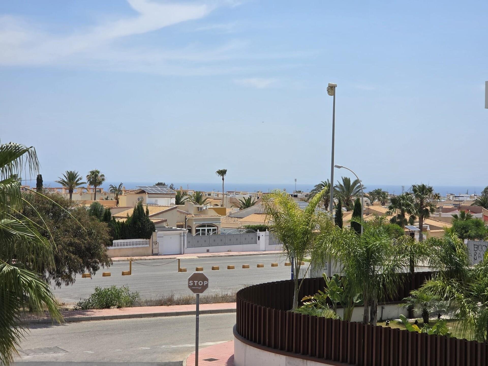 House in Alicante, Spain 1390 sq.m. No. 186856