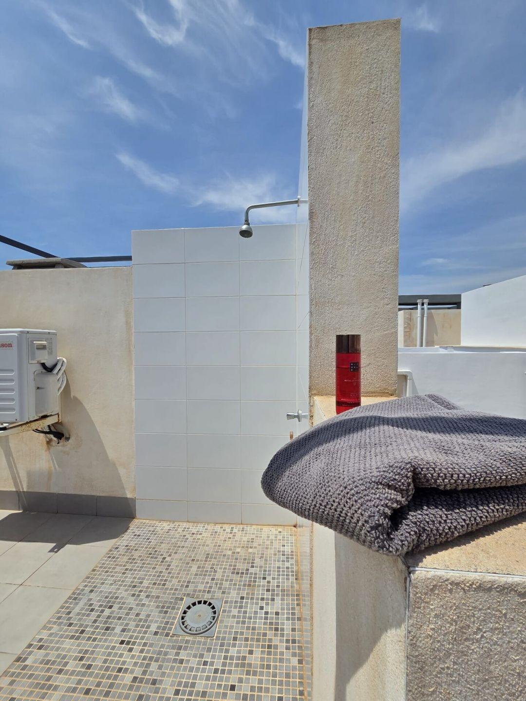 House in Alicante, Spain 1390 sq.m. No. 186856