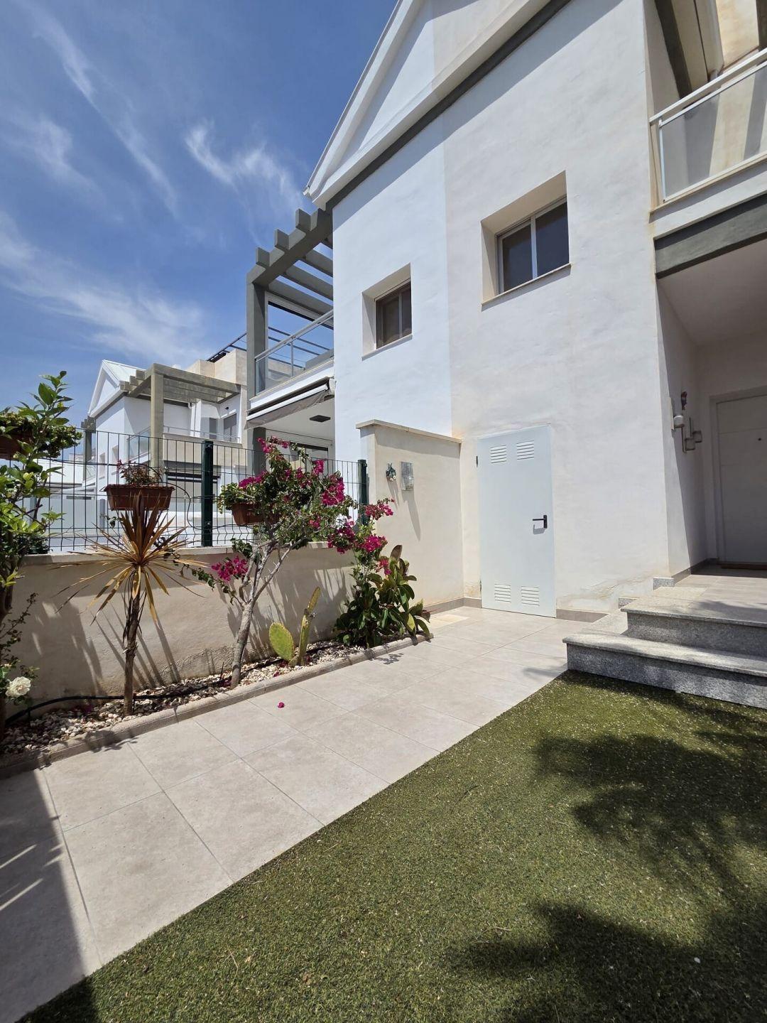 House in Alicante, Spain 1390 sq.m. No. 186856