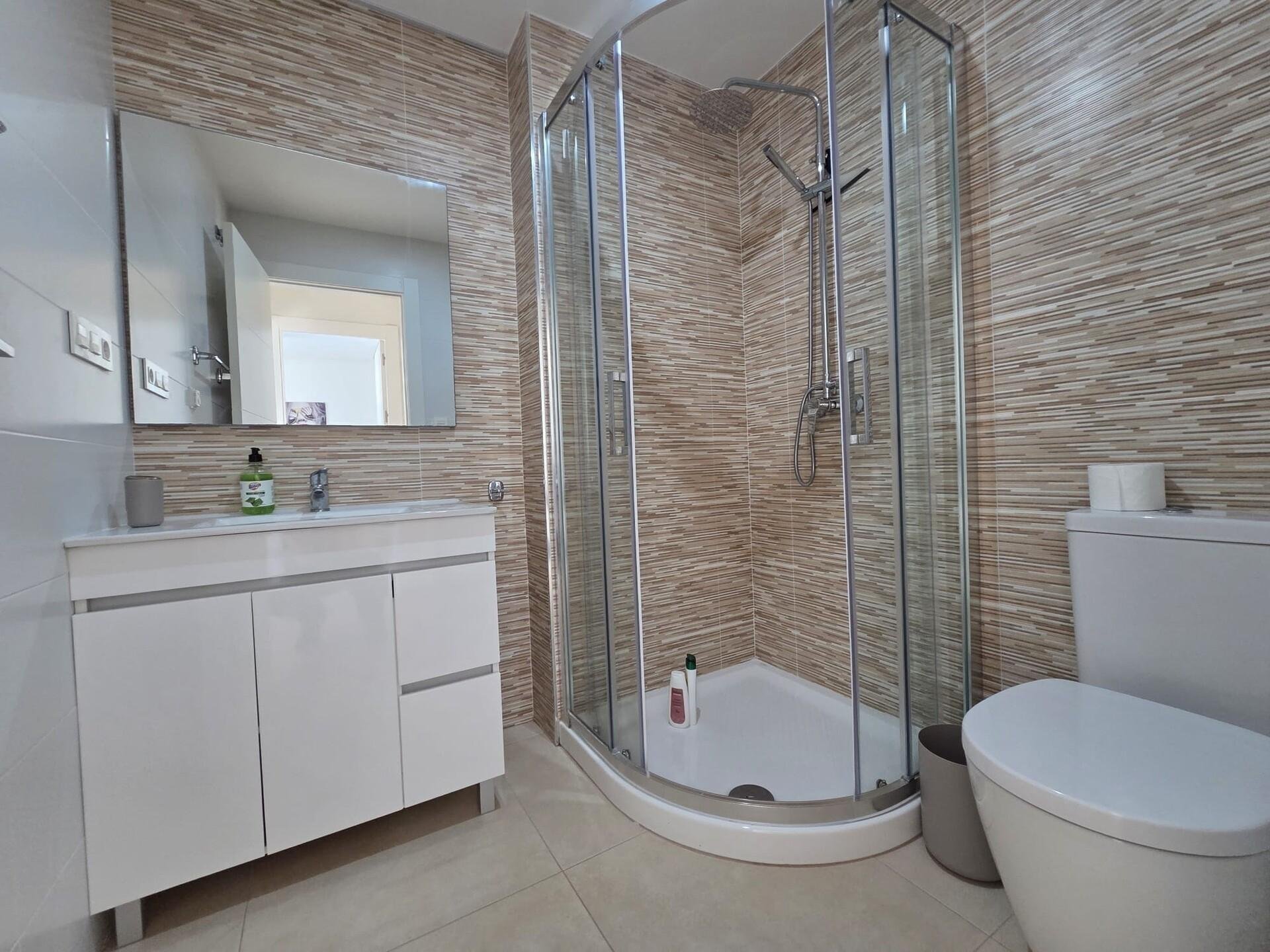 House in Alicante, Spain 1390 sq.m. No. 186856
