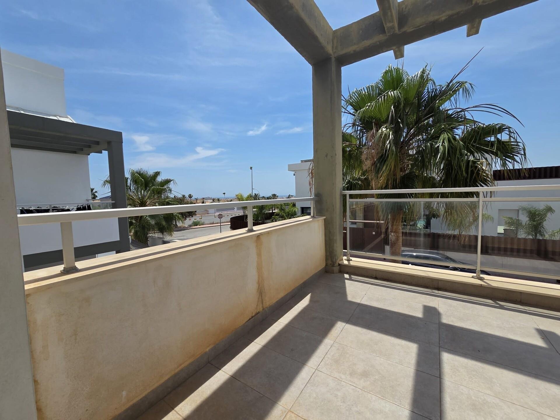 House in Alicante, Spain 1390 sq.m. No. 186856