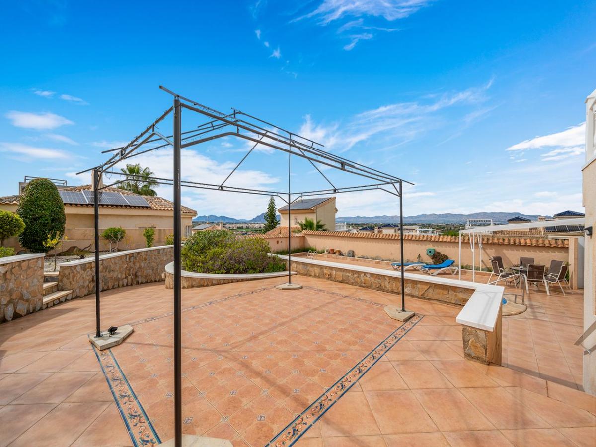 Villa a Rojales, Alicante, Spagna 3 camere da letto, 215 mq. N° 149080