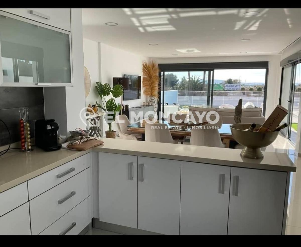 Villa in San Fulgencio, Alicante, Spanien 3 Schlafzimmer, 266 m2 Nr. 149077