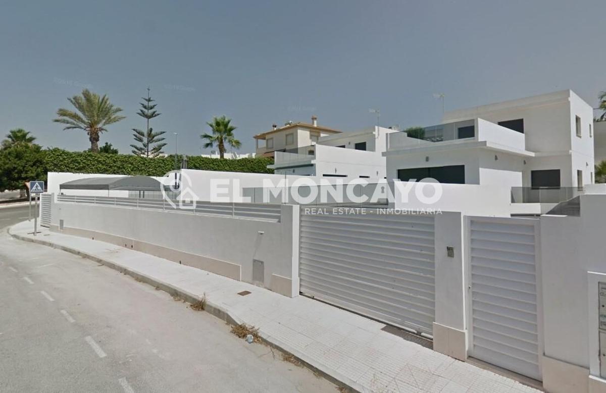 Villa in San Fulgencio, Alicante, Spanien 3 Schlafzimmer, 266 m2 Nr. 149077