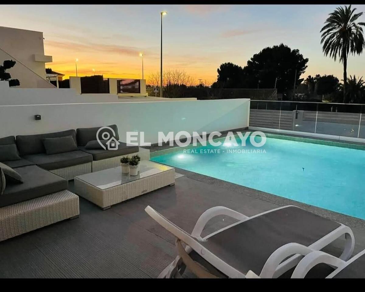 Villa in San Fulgencio, Alicante, Spanien 3 Schlafzimmer, 266 m2 Nr. 149077