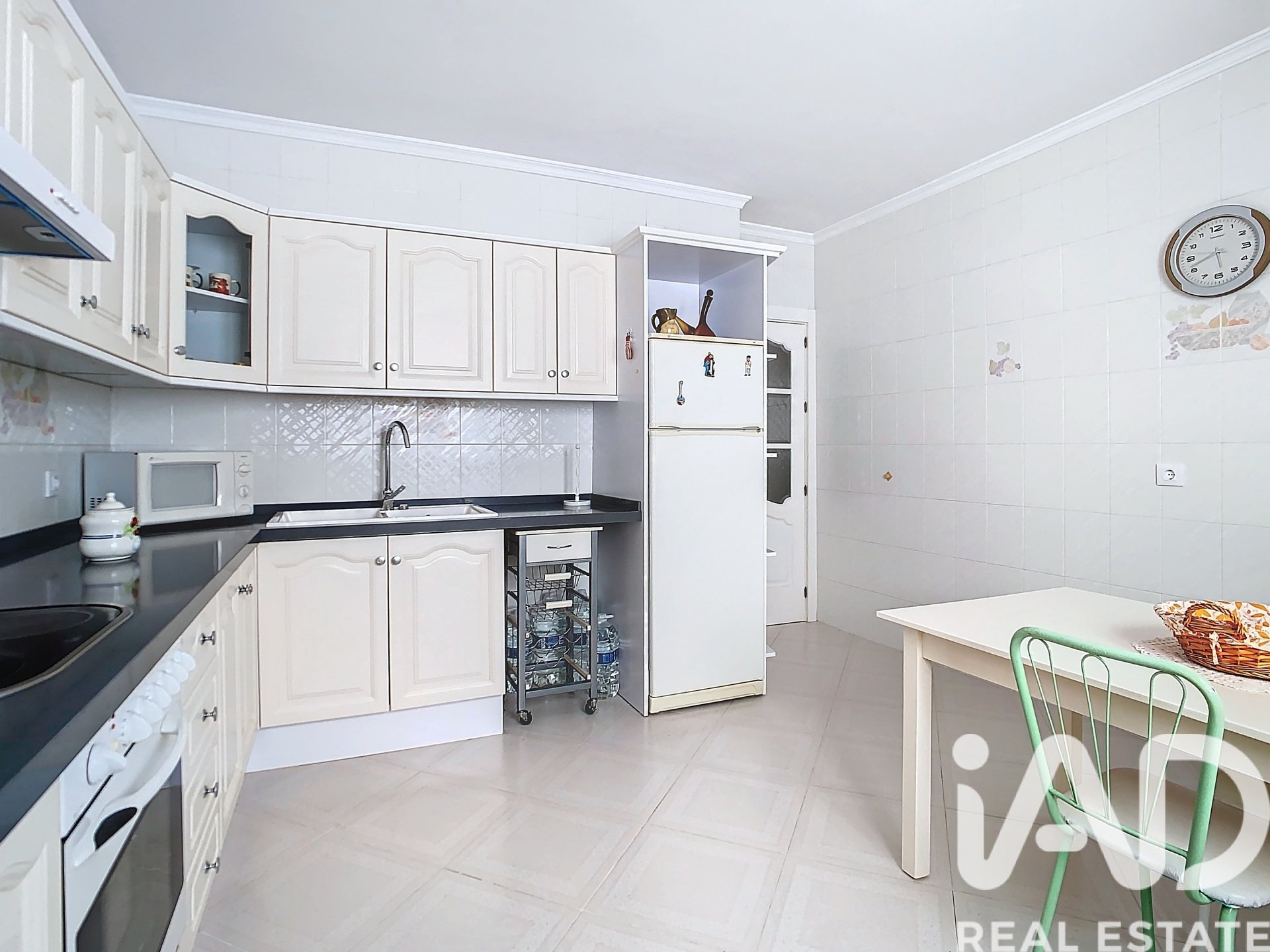 Apartment in Vejer de la Frontera, Cadiz, Spain 5 bedrooms, 191 sq.m. No. 172198