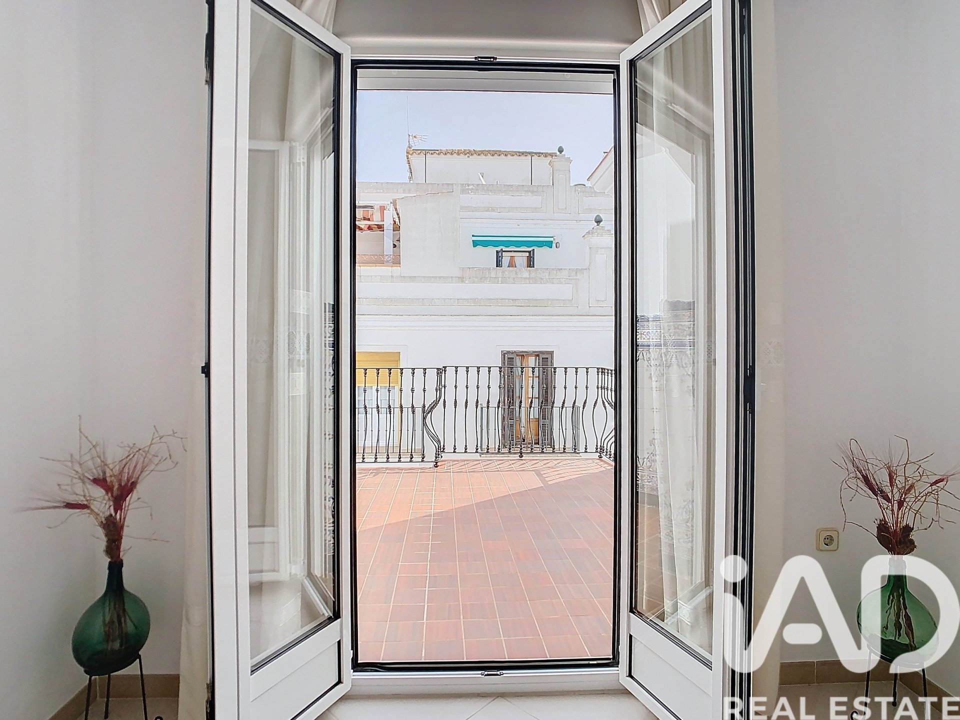 Apartment in Vejer de la Frontera, Cadiz, Spain 5 bedrooms, 191 sq.m. No. 172198