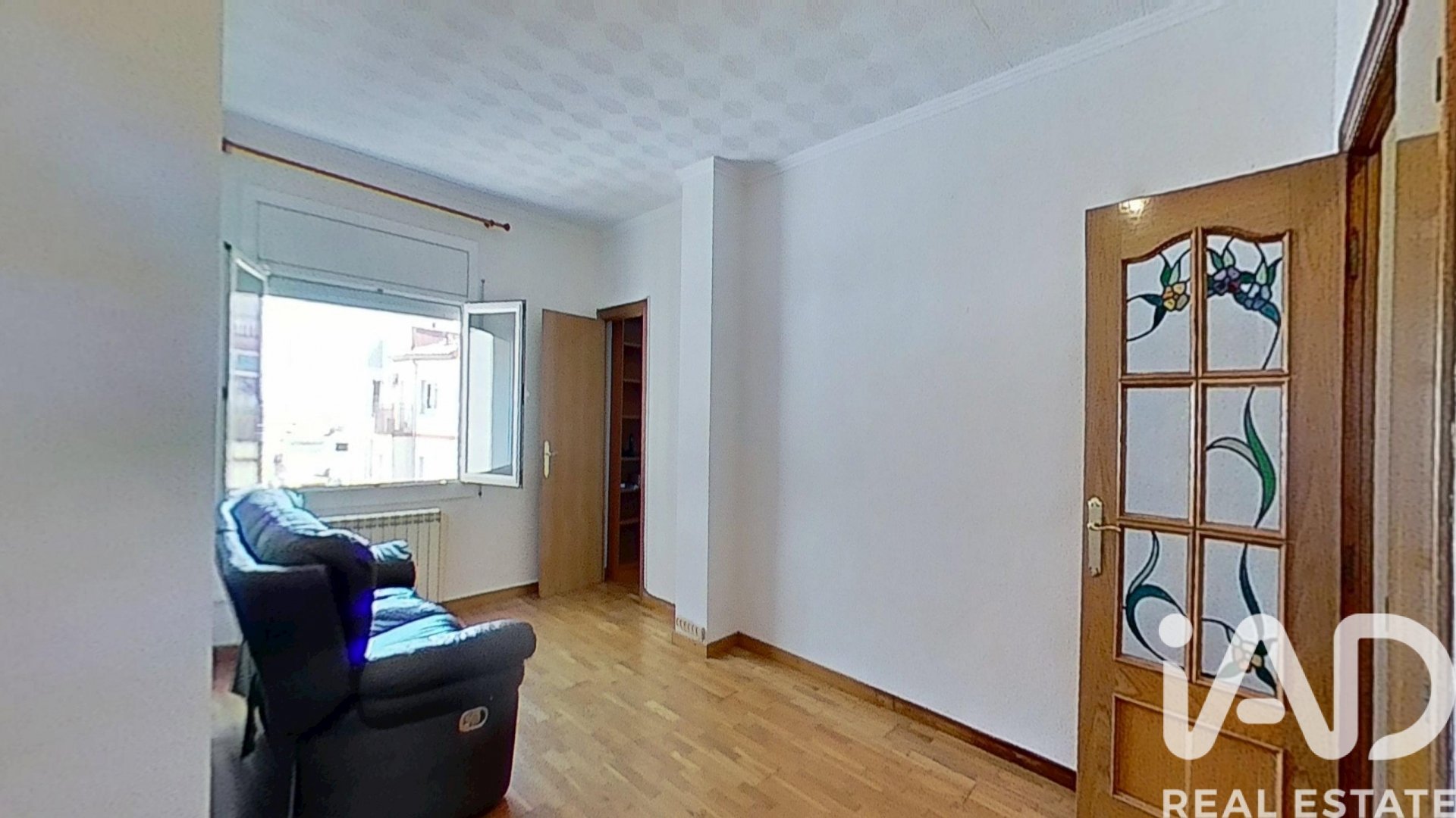 Apartamento en Barcelona, España 3 dormitorios, 85 m2 No. 172197