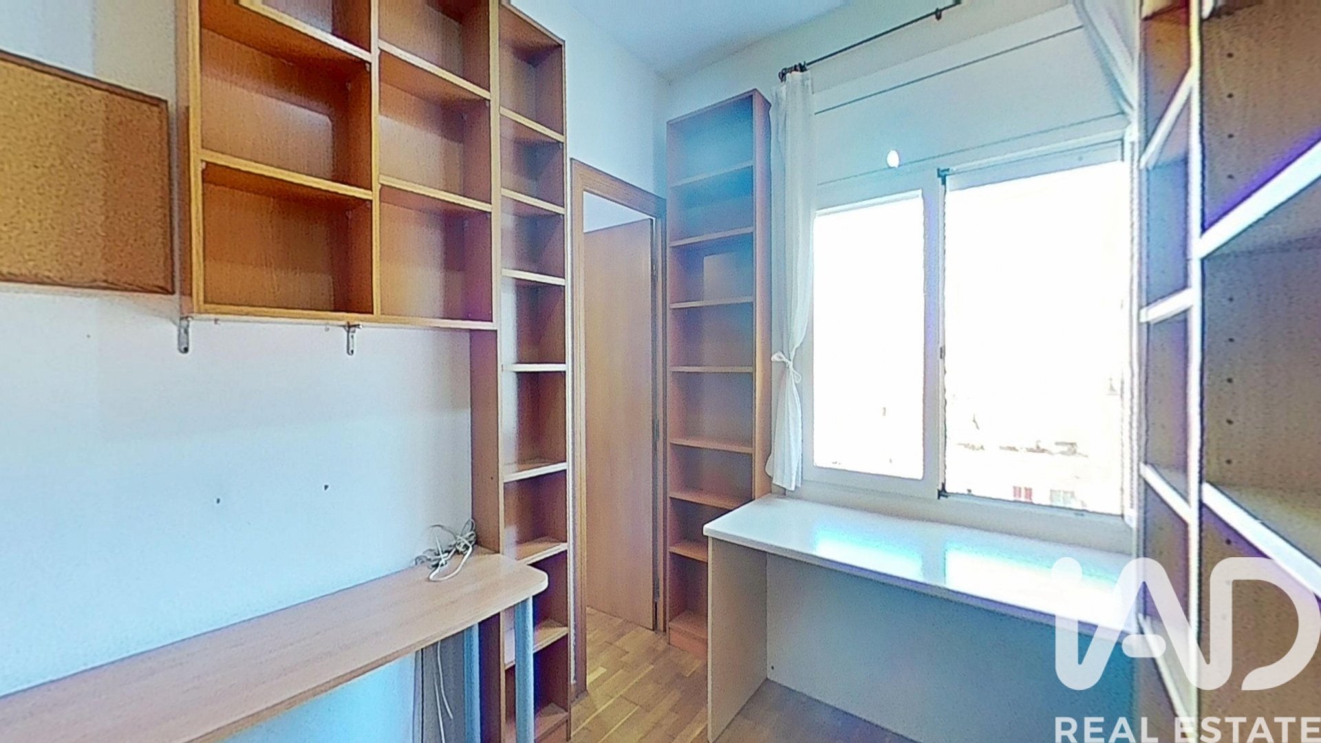Apartamento en Barcelona, España 3 dormitorios, 85 m2 No. 172197