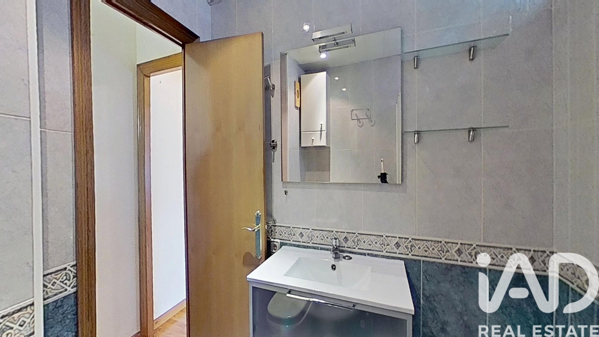 Apartamento en Barcelona, España 3 dormitorios, 85 m2 No. 172197