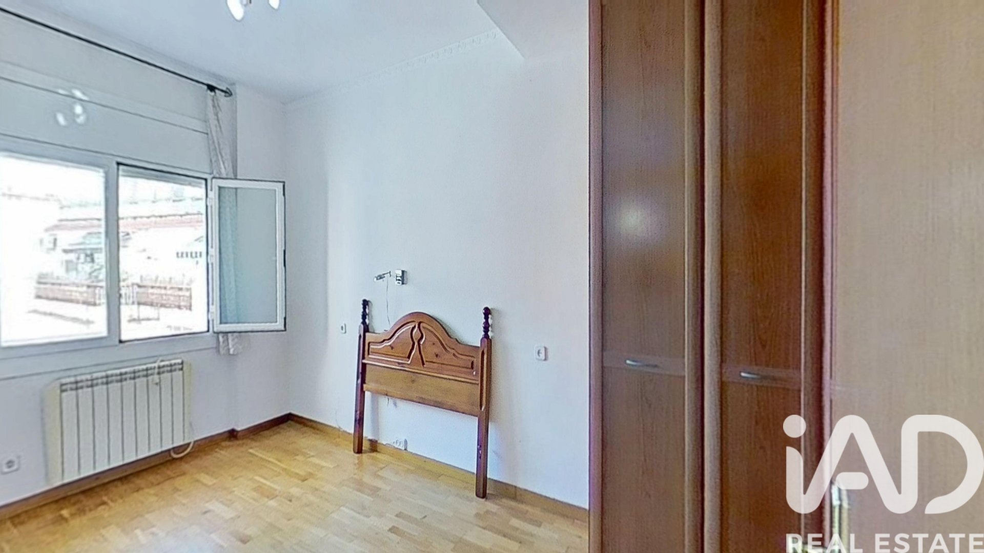 Apartamento en Barcelona, España 3 dormitorios, 85 m2 No. 172197