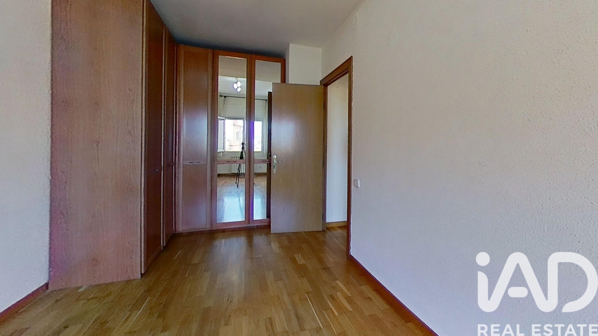 Apartamento en Barcelona, España 3 dormitorios, 85 m2 No. 172197