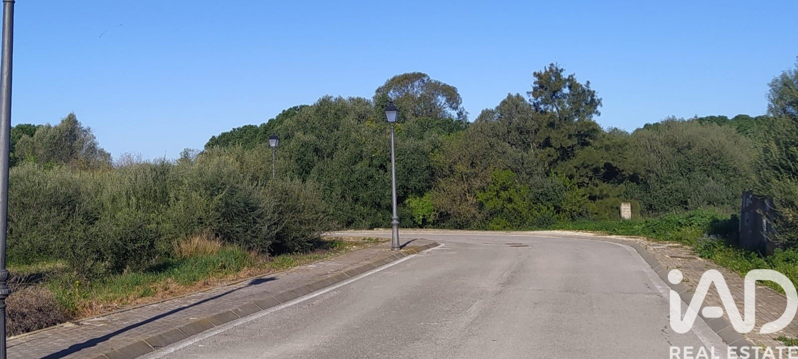 Land plot in Sanlucar de Barrameda, Cadiz, Spain 802 sq.m. No. 185211