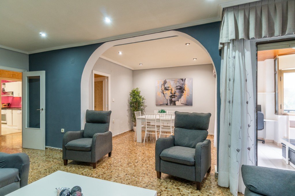 Huoneisto Torrevieja, Alicante, Espanja 3 makuuhuonetta, 135 m2 No. 145320