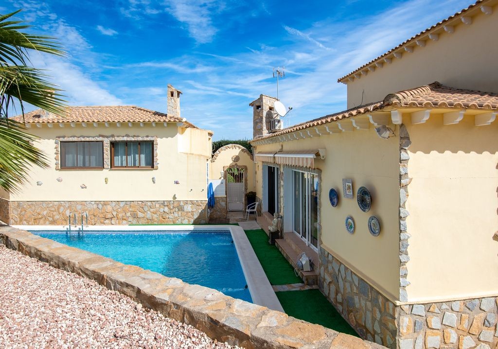 Villa Algorfa, Alicante, Spānijā 4 istabas, 490 m2 Nr. 145322