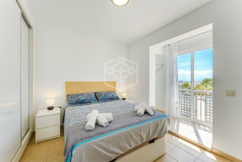 Gewerbeimmobilien in Adeje, Tenerife, Spanien 730 m2 Nr. 195356