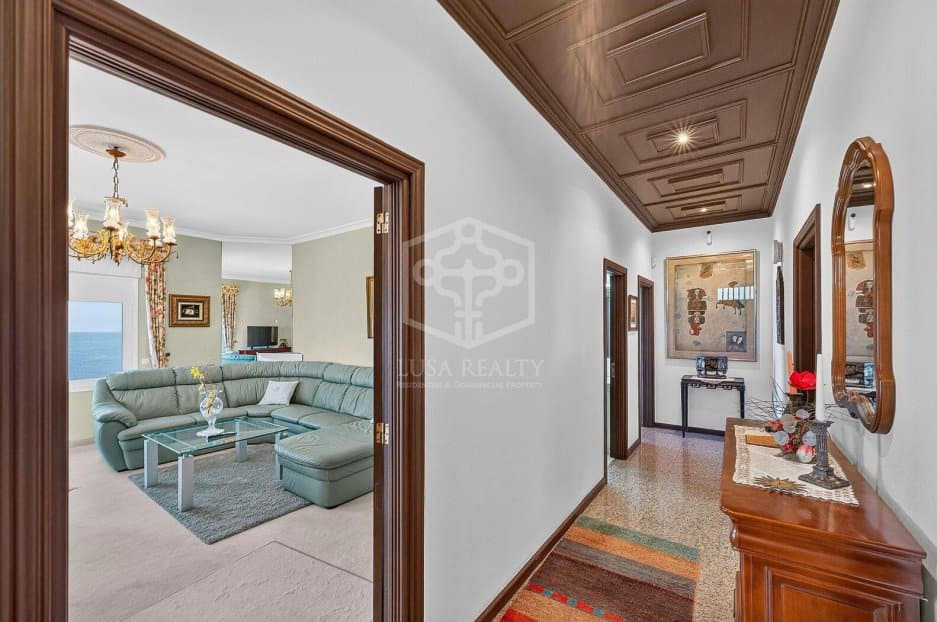 Huvila San Cristobal de La Laguna, Tenerife, Espanja 3 makuuhuonetta, 724 m2 No. 195357