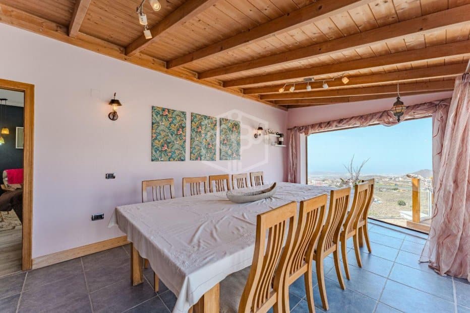 Huvila San Miguel de Abona, Tenerife, Espanja 6 makuuhuonetta, 449 m2 No. 195358