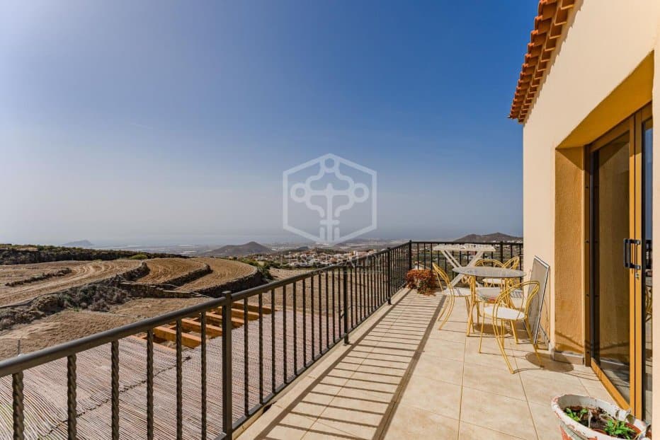 Huvila San Miguel de Abona, Tenerife, Espanja 6 makuuhuonetta, 449 m2 No. 195358