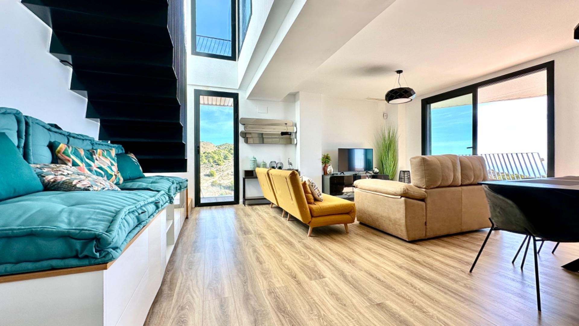 Takvåning i Villajoyosa, Alicante, Spanien 3 sovrum, 155 kvm. Nr. 165133