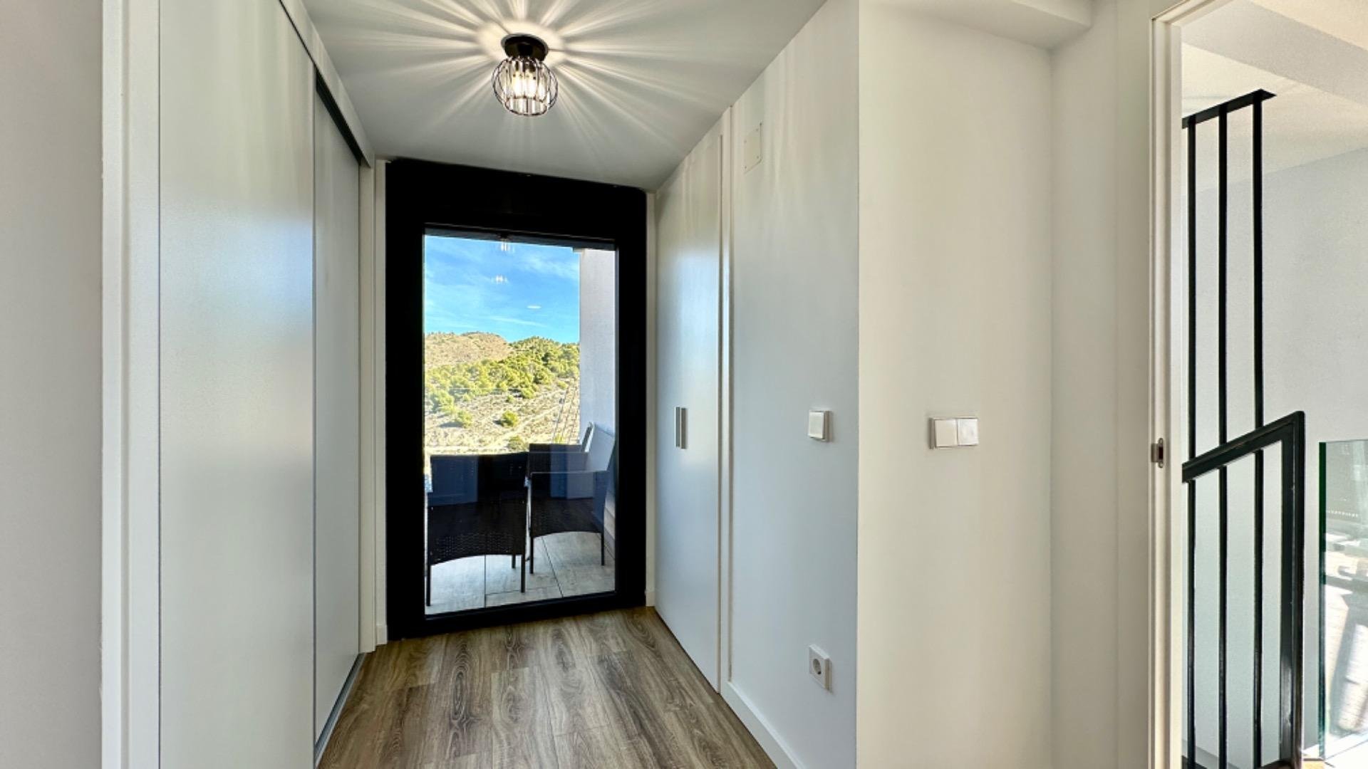 Takvåning i Villajoyosa, Alicante, Spanien 3 sovrum, 155 kvm. Nr. 165133