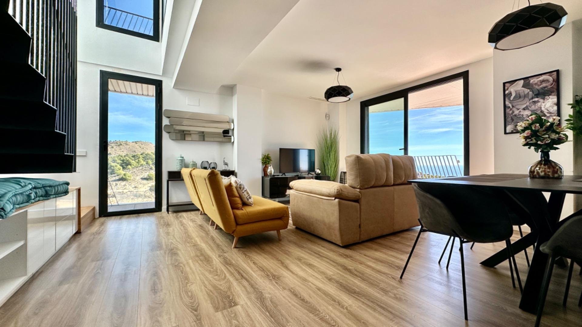 Takvåning i Villajoyosa, Alicante, Spanien 3 sovrum, 155 kvm. Nr. 165133