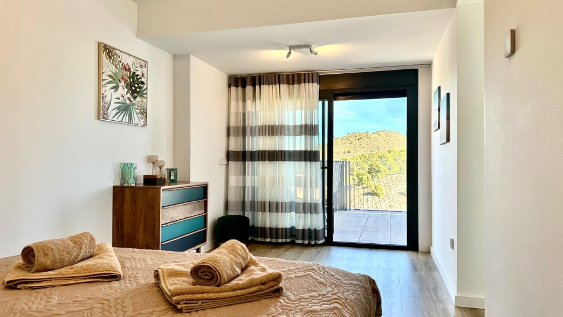 Takvåning i Villajoyosa, Alicante, Spanien 3 sovrum, 155 kvm. Nr. 165133