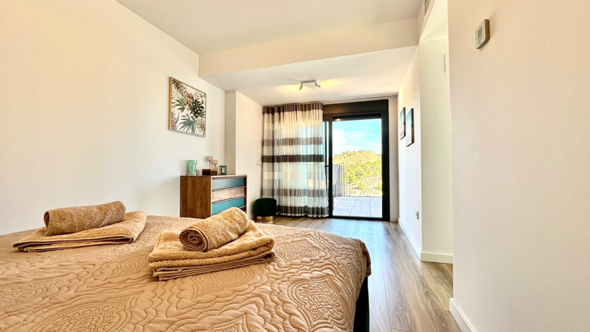 Takvåning i Villajoyosa, Alicante, Spanien 3 sovrum, 155 kvm. Nr. 165133
