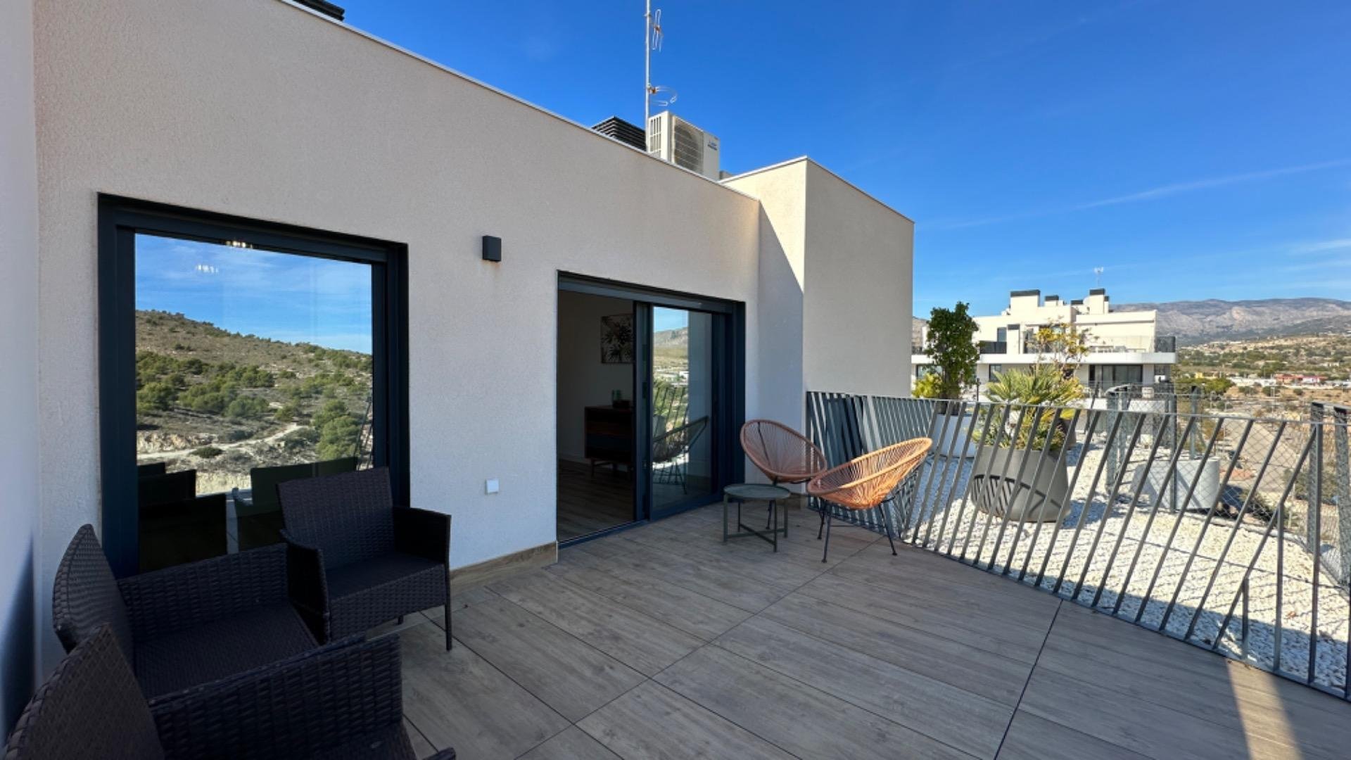 Takvåning i Villajoyosa, Alicante, Spanien 3 sovrum, 155 kvm. Nr. 165133