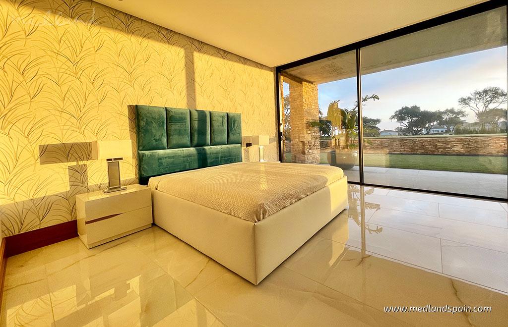 Villa San Roque, Cadiz, Spānijā 6 istabas, 1220 m2 Nr. 69670