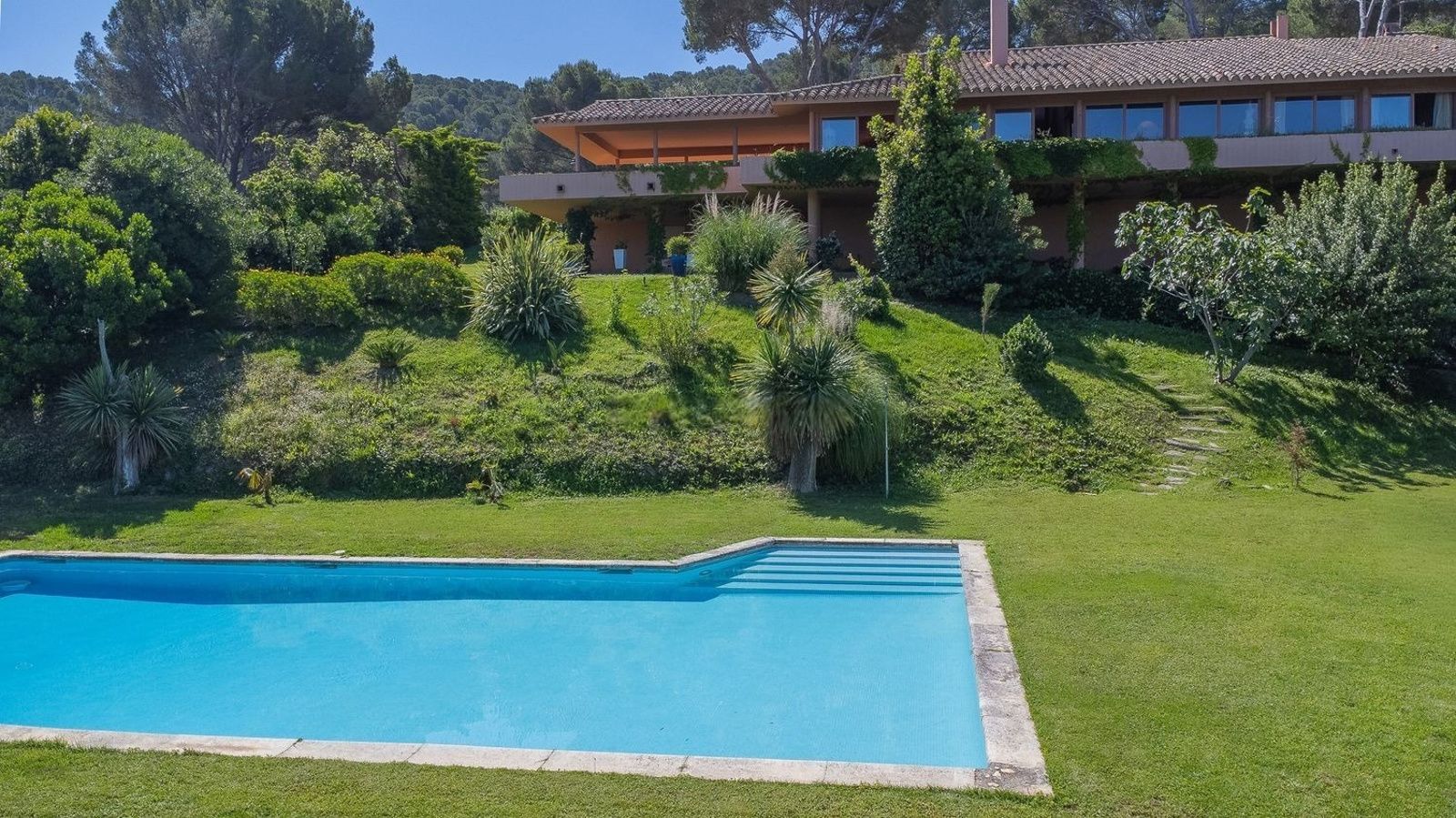 Casa a Begur, Girona, Spagna 6 camere da letto, 1032 mq. N° 177346