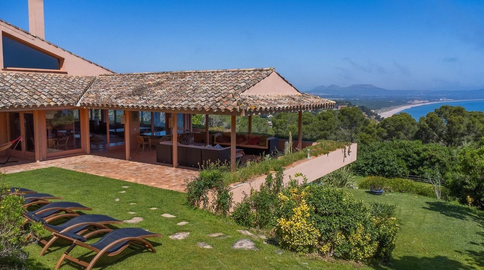 Casa a Begur, Girona, Spagna 6 camere da letto, 1032 mq. N° 177346