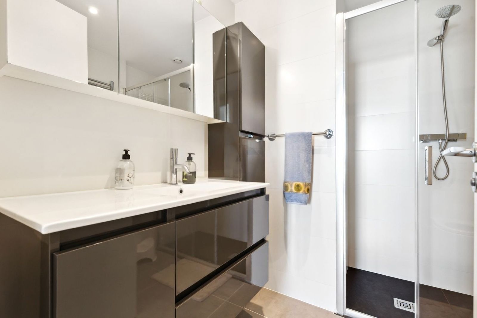Dzīvoklis Barcelona, Spānijā 3 istabas, 100 m2 Nr. 177350