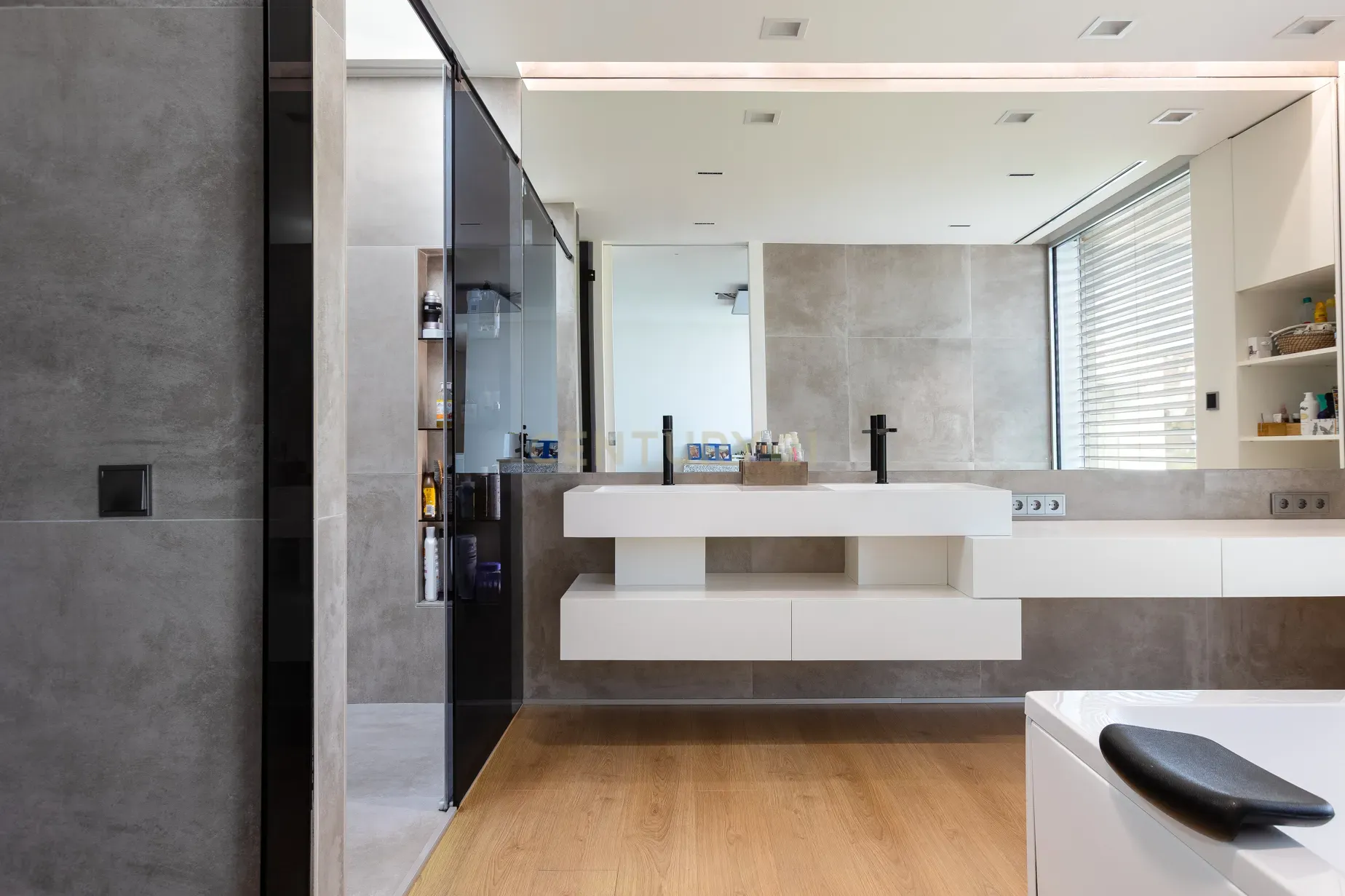 Apartament w Teia, Barcelona, Hiszpania 4 sypialnie, 494 mkw. nr 166921