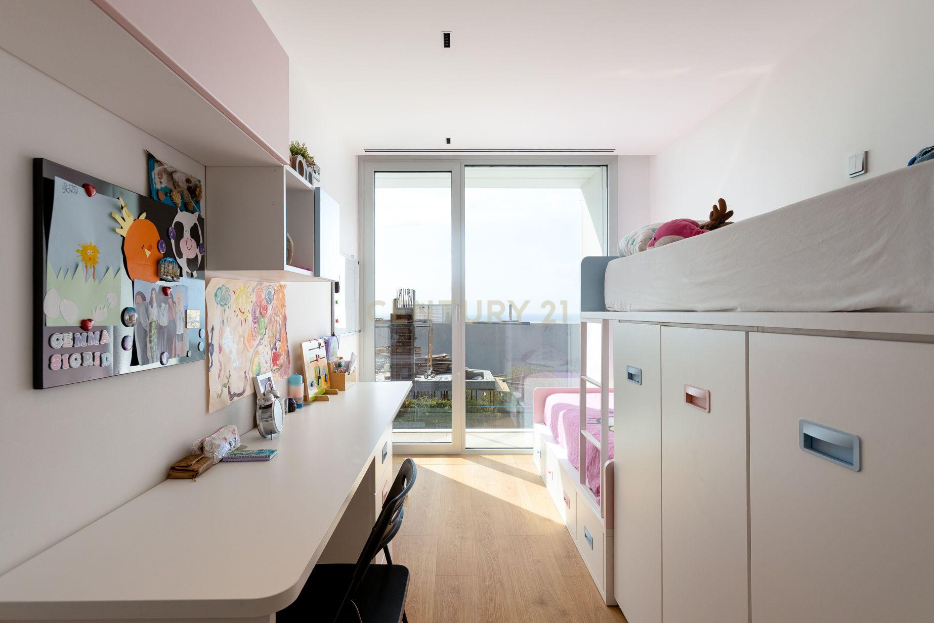 Apartament w Teia, Barcelona, Hiszpania 4 sypialnie, 494 mkw. nr 166921