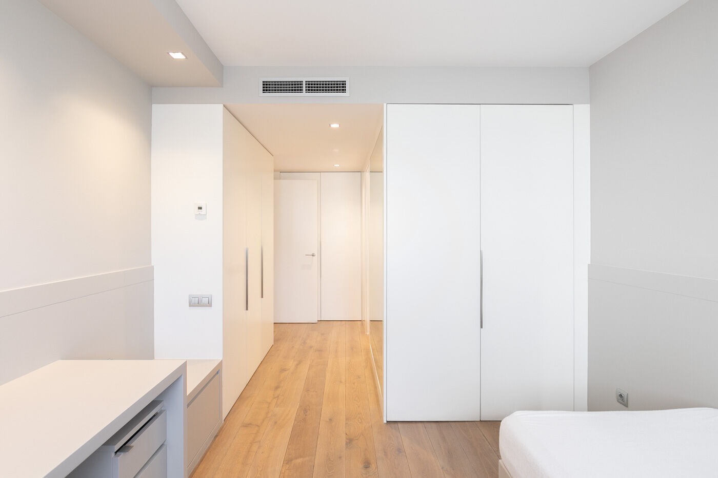 Apartment à Barcelona, Espagne 4 chambres,  No. 141031