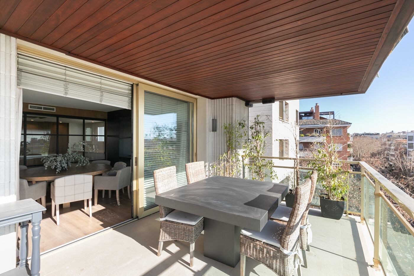Apartment à Barcelona, Espagne 4 chambres,  No. 141031