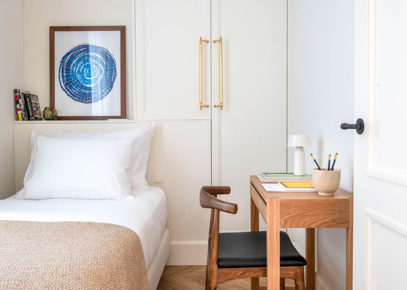 Apartment in Barcelona, Spain 2 bedrooms,  No. 141029