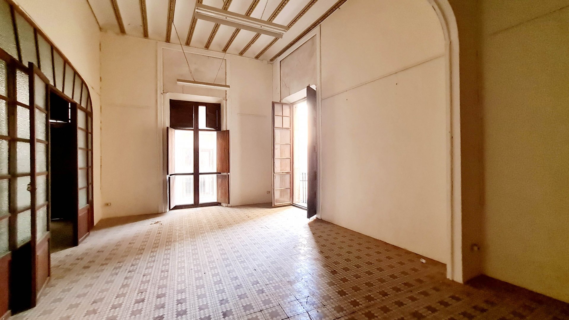 Commercial property in Palma de Majorca, Mallorca, Spain 979 sq.m. No. 67442