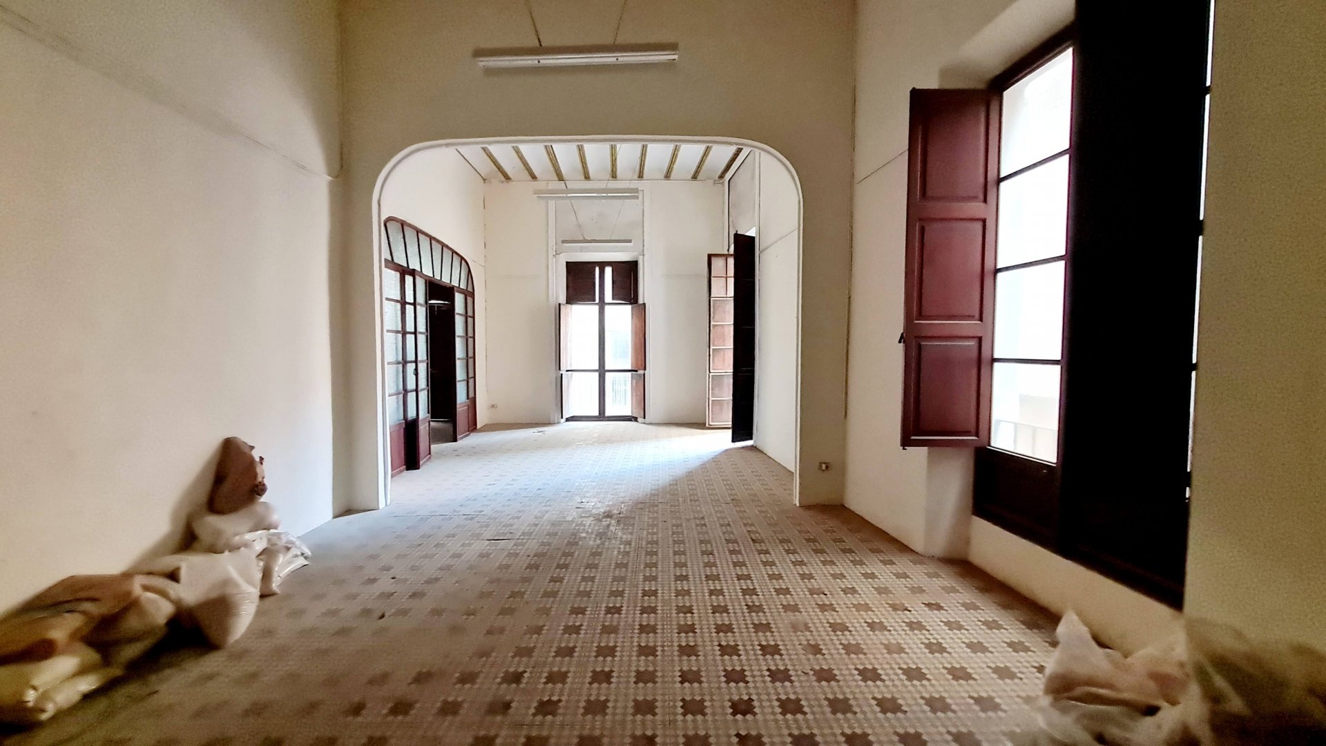 Commercial property in Palma de Majorca, Mallorca, Spain 979 sq.m. No. 67442