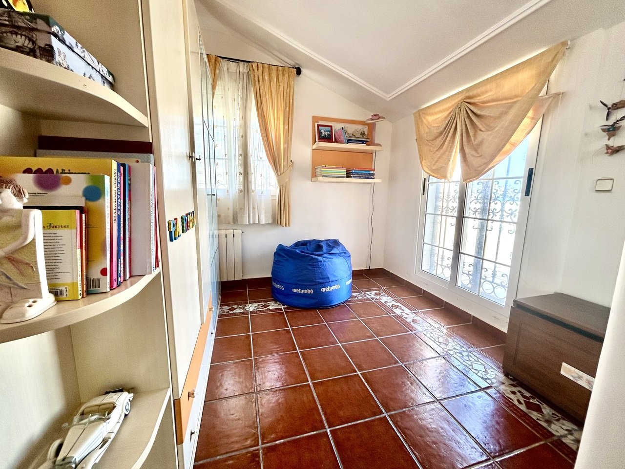 Villa a La Mata, Alicante, Spagna 6 camere da letto, 440 mq. N° 161700