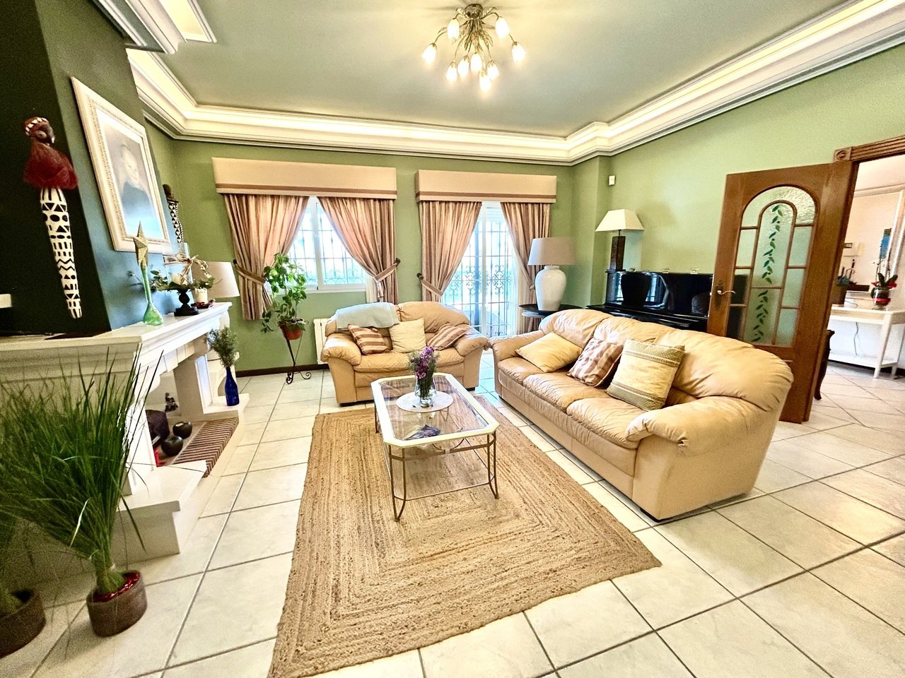 Villa a La Mata, Alicante, Spagna 6 camere da letto, 440 mq. N° 161700
