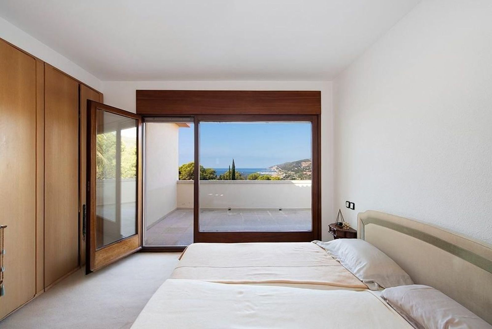 House à Castelldefels, Barcelona, Espagne 3 chambres, 286 m2 No. 167346