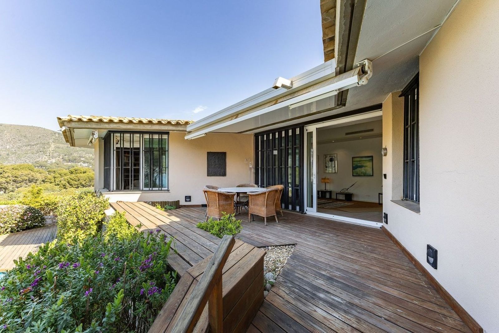 Talo Castelldefels, Barcelona, Espanja 4 makuuhuonetta, 351 m2 No. 167345