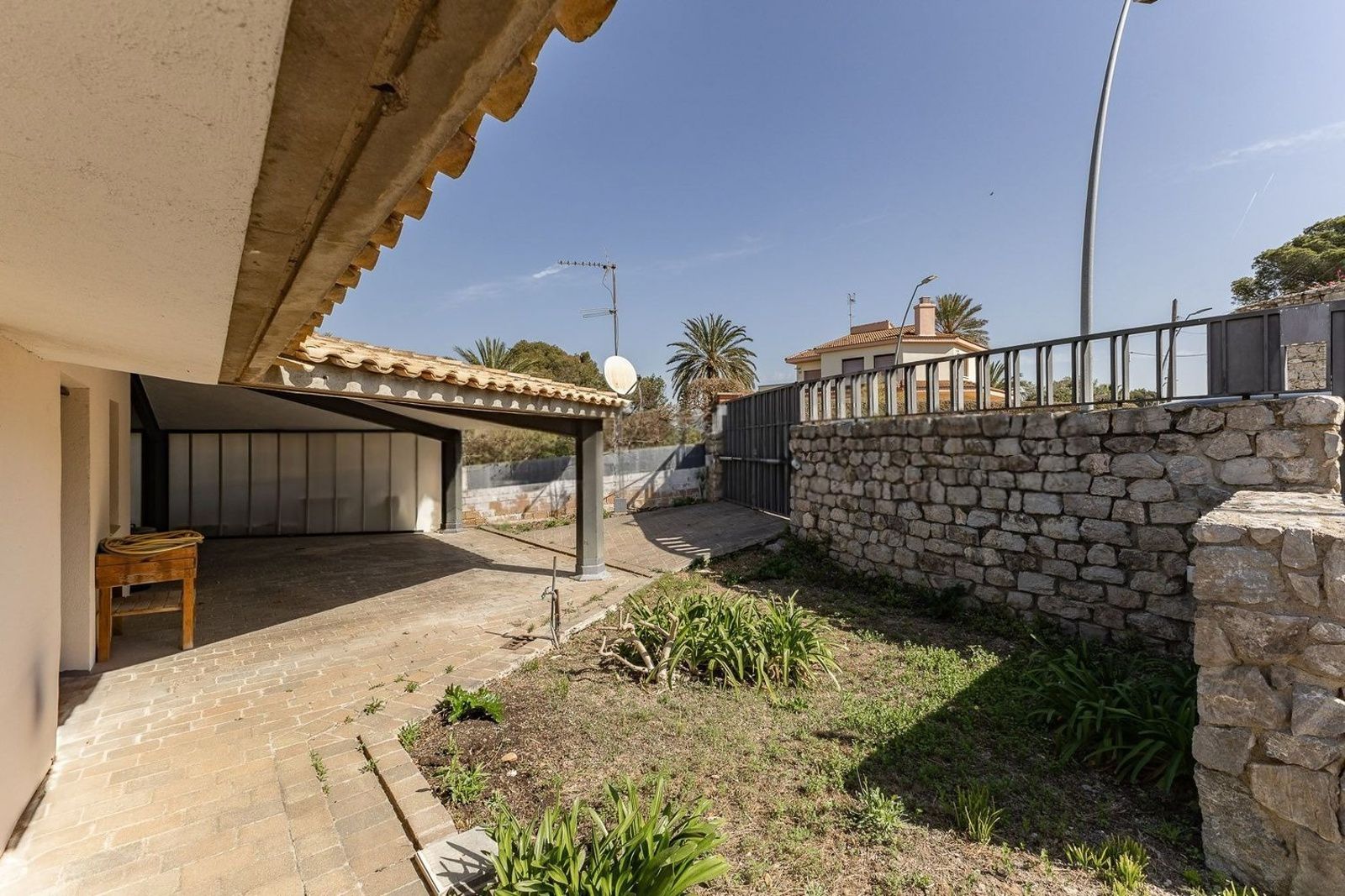 Talo Castelldefels, Barcelona, Espanja 4 makuuhuonetta, 351 m2 No. 167345