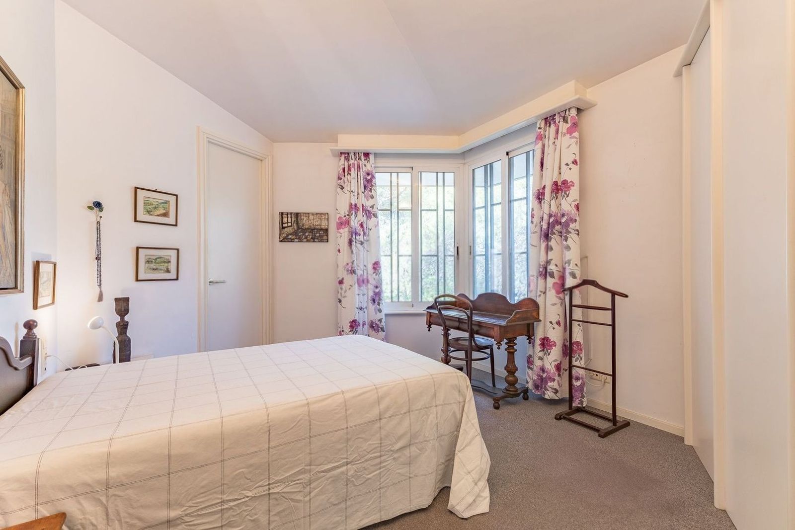 Talo Castelldefels, Barcelona, Espanja 4 makuuhuonetta, 351 m2 No. 167345