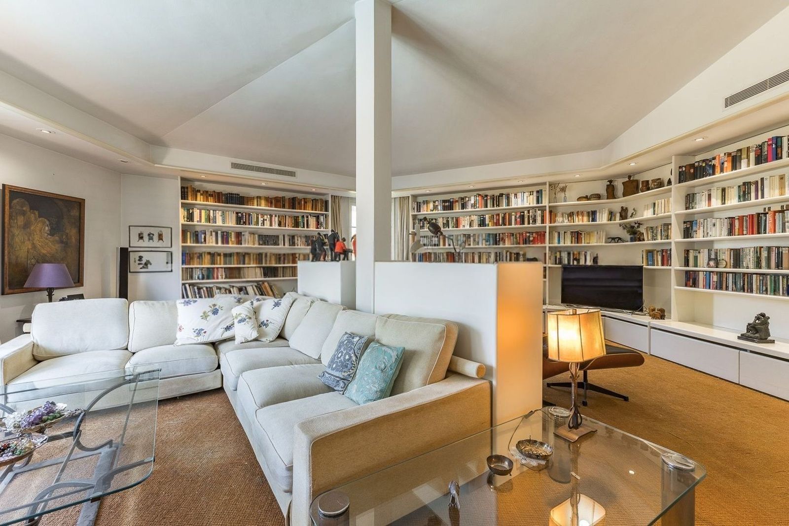 Talo Castelldefels, Barcelona, Espanja 4 makuuhuonetta, 351 m2 No. 167345