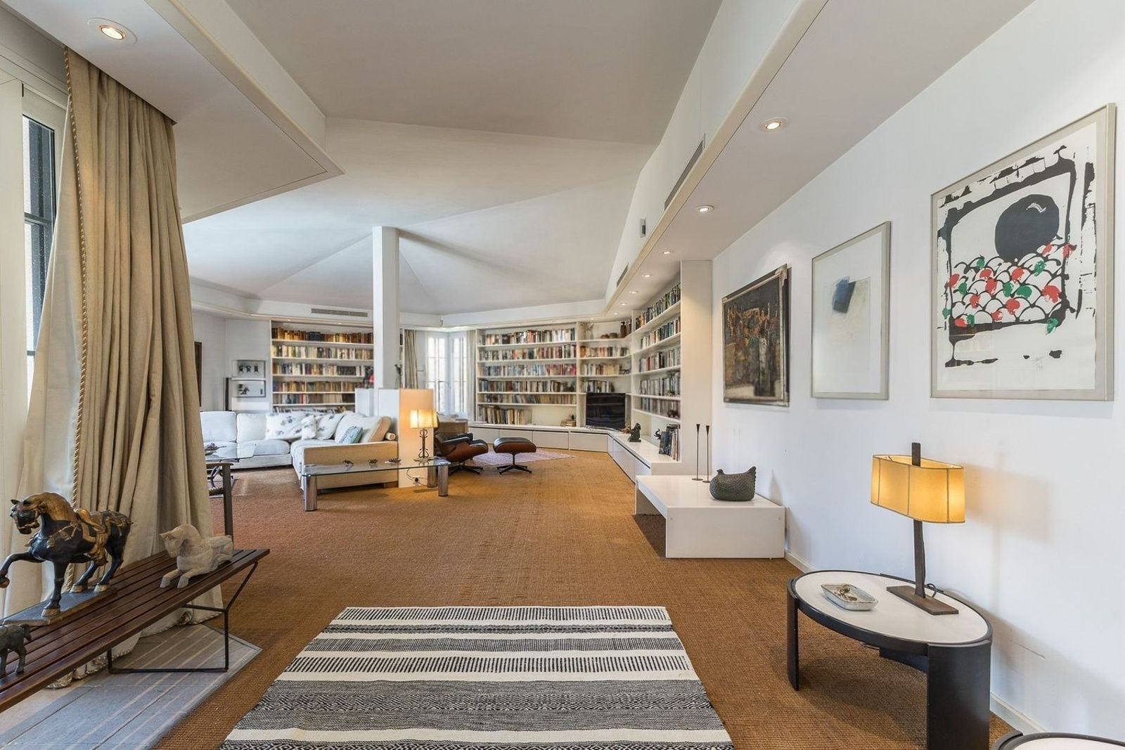 Talo Castelldefels, Barcelona, Espanja 4 makuuhuonetta, 351 m2 No. 167345