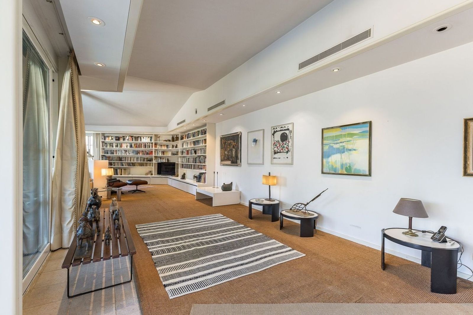 Talo Castelldefels, Barcelona, Espanja 4 makuuhuonetta, 351 m2 No. 167345